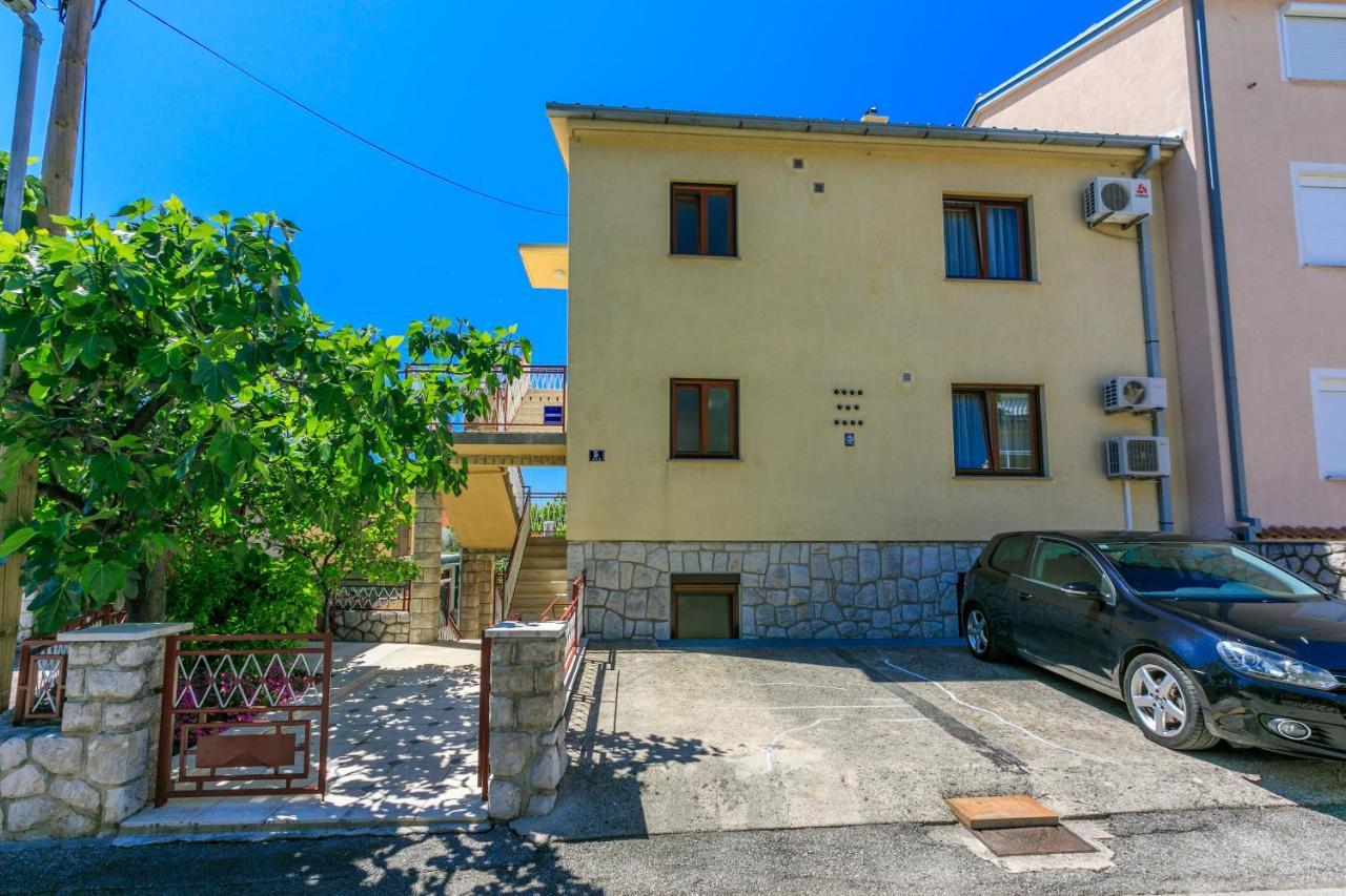 Apartments Mirena Crikvenica Exterior photo